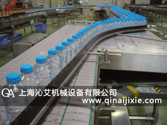 多列鏈板輸送機的使用方法上海輸送設(shè)備廠家來教您 多列鏈板輸送機的使用方法上海輸送設(shè)備廠家來教您